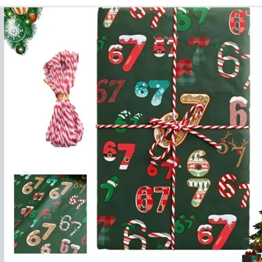 Trendy 67 Holiday Wrapping Paper Green Red comes‎ with Bakers Twine